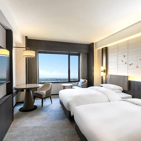 Grand Prince Hotel Osaka Bay Exterior photo