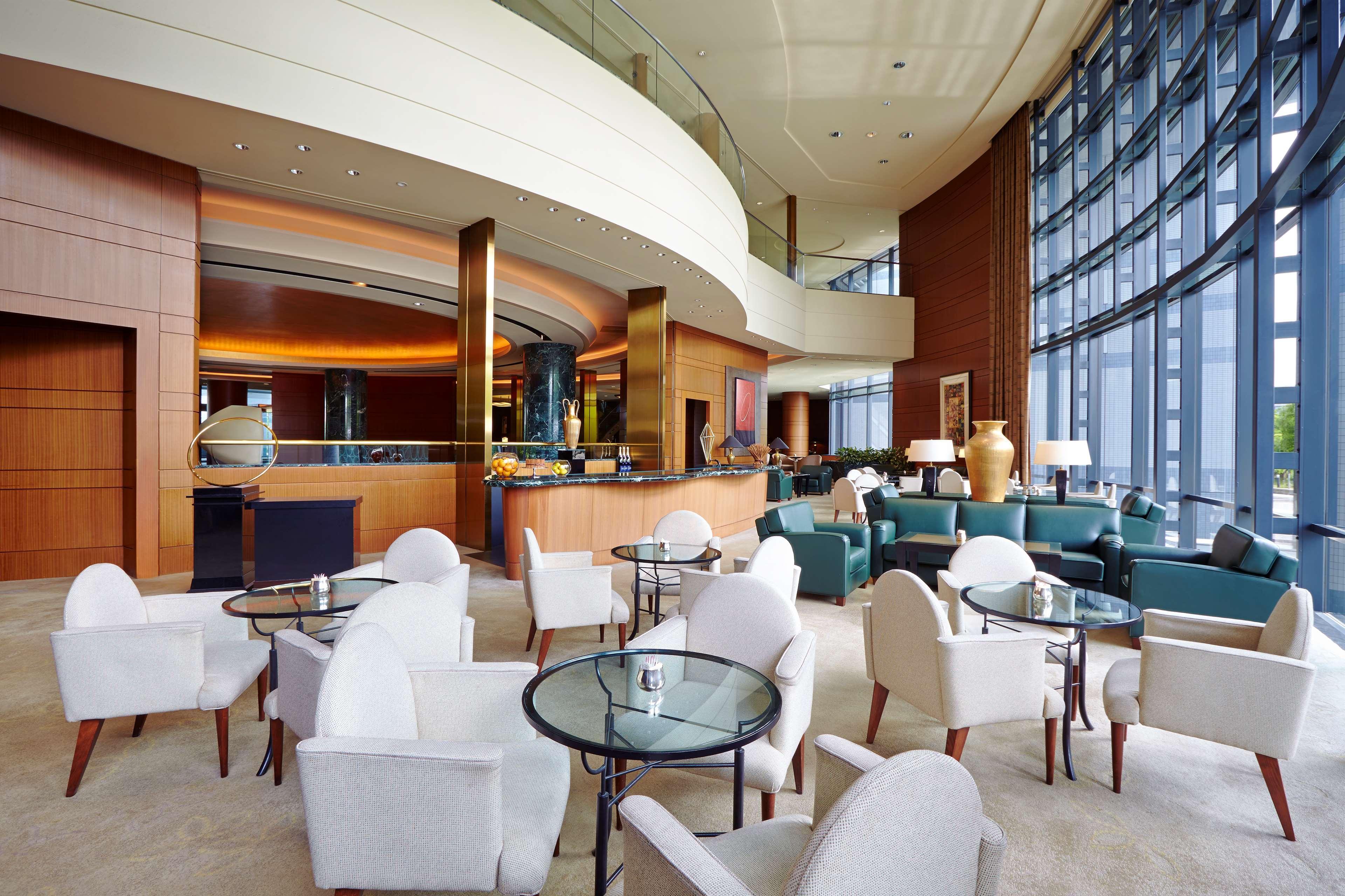 Grand Prince Hotel Osaka Bay Exterior photo