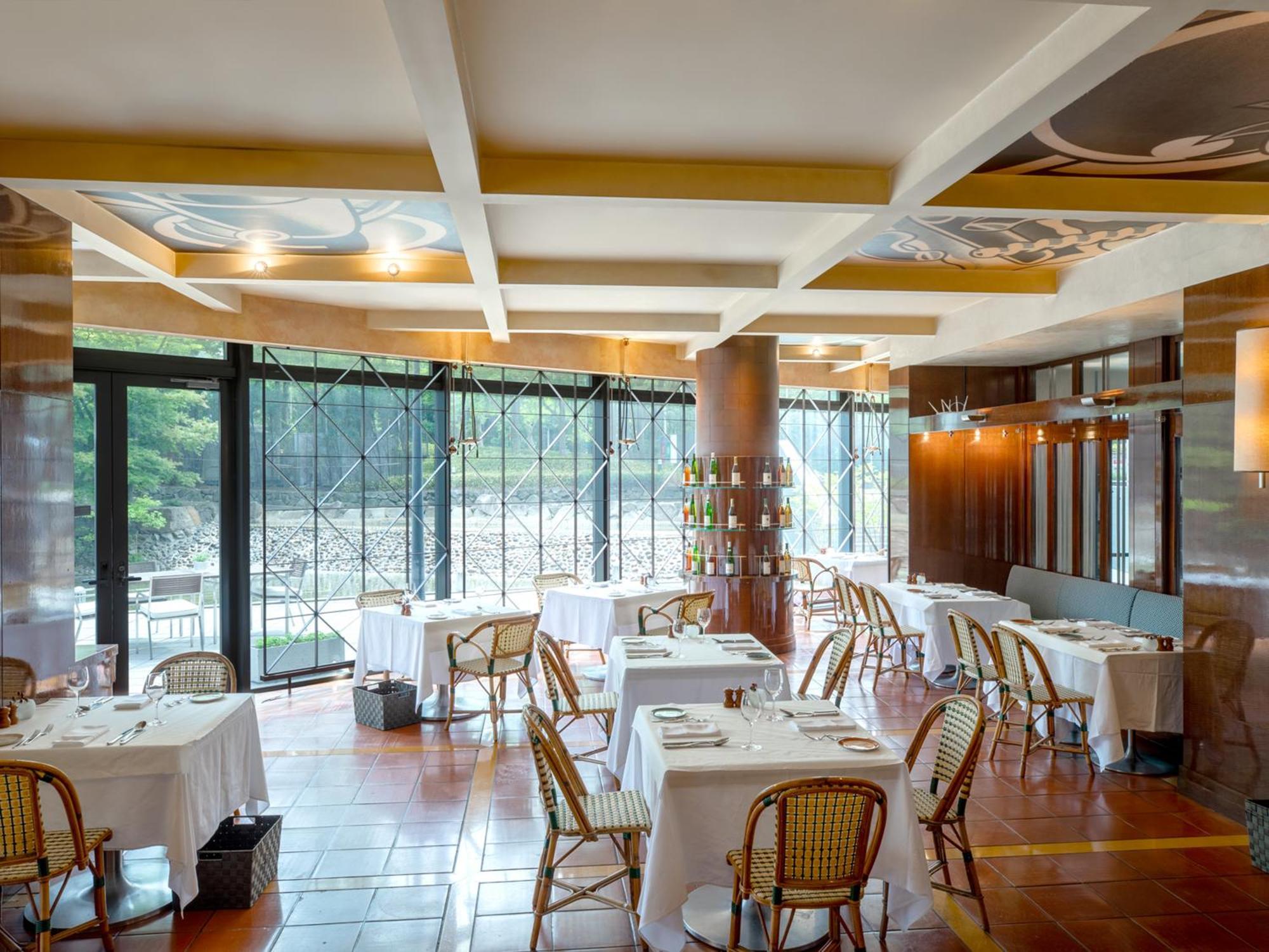 Grand Prince Hotel Osaka Bay Exterior photo